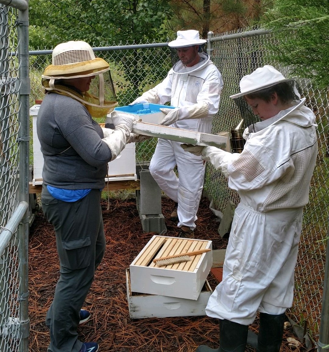 Longleaf Middle School Bee Club